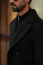 Carregar imagem no visualizador da galeria, SOBRETUDO PRETO - Men Clothing | Leaders in Design & Quality | Donato