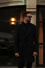 Carregar imagem no visualizador da galeria, SOBRETUDO PRETO - Men Clothing | Leaders in Design & Quality | Donato