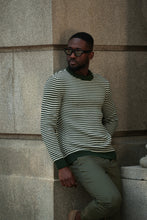 Carregar imagem no visualizador da galeria, VICTORIA SWEATER