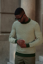 Carregar imagem no visualizador da galeria, VICTORIA SWEATER