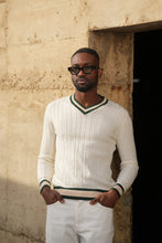 Carregar imagem no visualizador da galeria, V-NECK PEROLA, BEGE & VERDE - Men Clothing | Leaders in Design & Quality | Donato