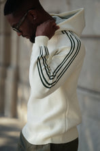 Carregar imagem no visualizador da galeria, CAMISOLA COM CAPUZ PEROLA