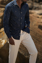 Carregar imagem no visualizador da galeria, CAMISA NÓ - Men Clothing | Leaders in Design & Quality | Donato