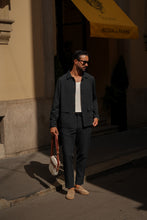Carregar imagem no visualizador da galeria, CAMISA LARGA SOFT MARINHO - Men Clothing | Leaders in Design & Quality | Donato