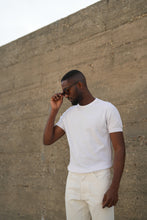 Carregar imagem no visualizador da galeria, T-SHIRT CREWNECK OFF-WHITE