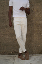 Carregar imagem no visualizador da galeria, CALÇA JEANS OFF-WHITE