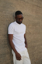 Carregar imagem no visualizador da galeria, T-SHIRT CREWNECK OFF-WHITE