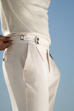 Carregar imagem no visualizador da galeria, CALÇA ALPHA COM PREGAS PEROLA