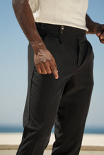 Carregar imagem no visualizador da galeria, CALÇA ALPHA COM PREGAS PRETO - Men Clothing | Leaders in Design & Quality | Donato