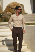 Carregar imagem no visualizador da galeria, CAMISA ELÁSTICA BEGE SLIM FIT - Men Clothing | Leaders in Design & Quality | Donato