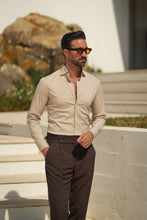 Carregar imagem no visualizador da galeria, CAMISA ELÁSTICA BEGE SLIM FIT - Men Clothing | Leaders in Design & Quality | Donato