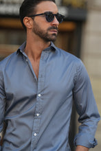 Carregar imagem no visualizador da galeria, Camisa cinza azulado slim fit - Men Clothing | Leaders in Design & Quality | Donato