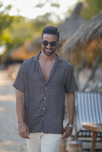 Carregar imagem no visualizador da galeria, CAMISA ESTAMPADO GEOMÉTRICO - Men Clothing | Leaders in Design & Quality | Donato
