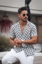Carregar imagem no visualizador da galeria, Relaxed Squares Shirt - Donato
