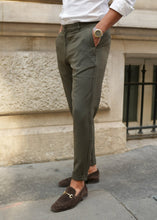 Carregar imagem no visualizador da galeria, KAKI Chino - Men Clothing | Leaders in Design &amp; Quality | Donato
