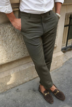 Carregar imagem no visualizador da galeria, KAKI Chino - Men Clothing | Leaders in Design &amp; Quality | Donato
