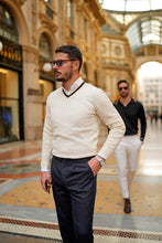 Carregar imagem no visualizador da galeria, Camisola de Bico em Malha - Men Clothing | Leaders in Design &amp; Quality | Donato
