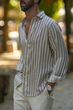 Carregar imagem no visualizador da galeria, CAMISA PÉROLA COM RISCA - Men Clothing | Leaders in Design &amp; Quality | Donato
