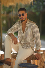 Carregar imagem no visualizador da galeria, CAMISA PÉROLA COM RISCA - Men Clothing | Leaders in Design &amp; Quality | Donato
